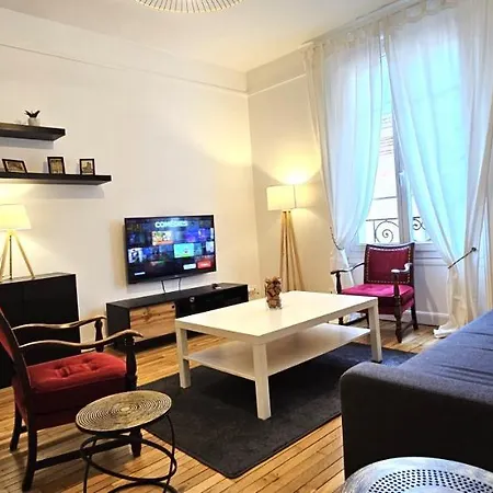 - Hypercentre Le Chapelains Appartement Reims