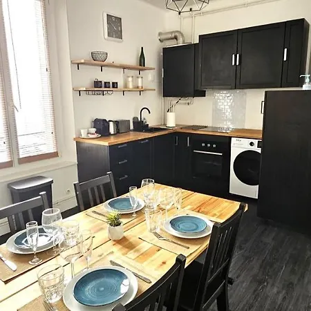 Apartment - Hypercentre Le Chapelains